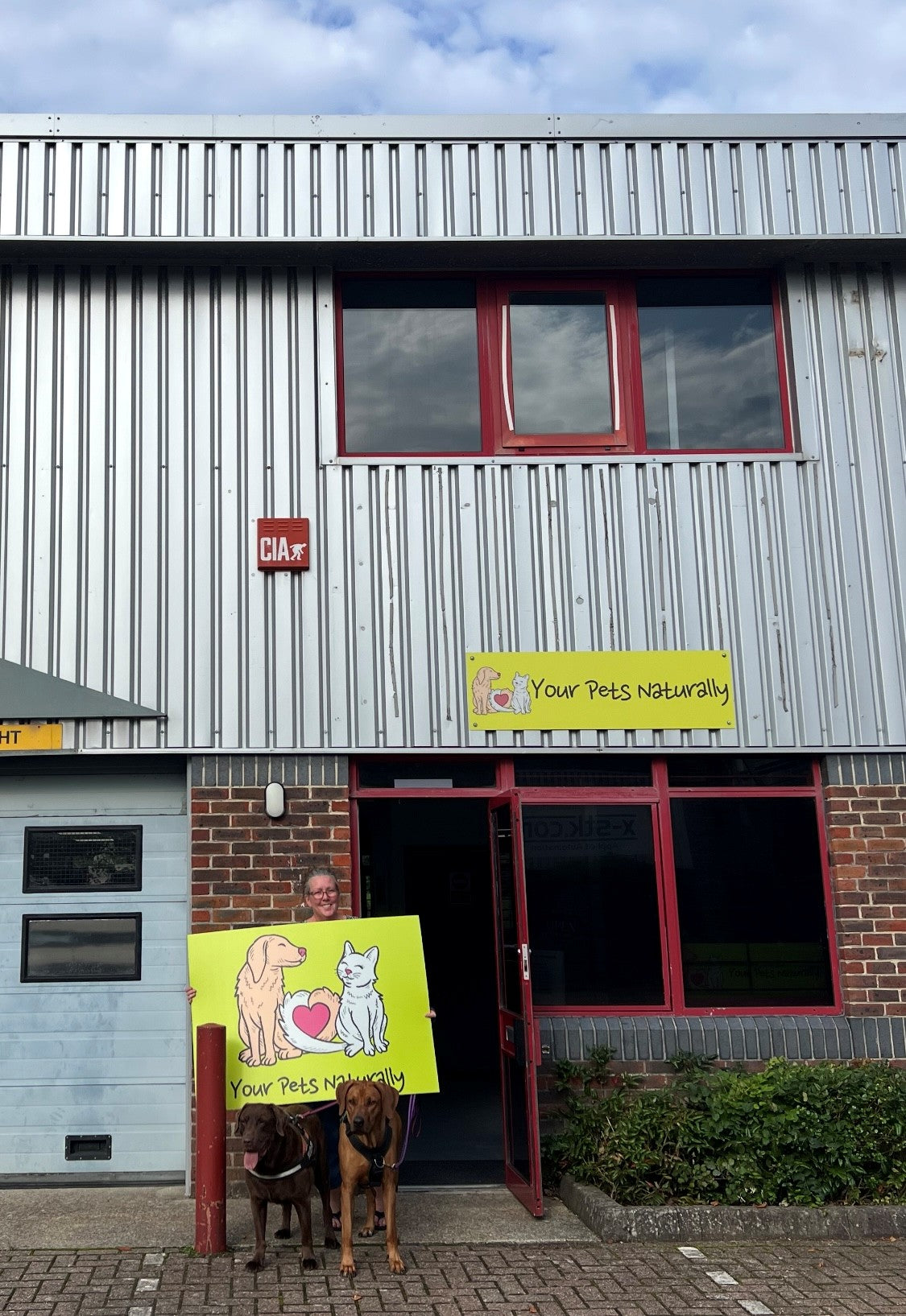 Paleo Ridge Founder Opens New Raw Pet Food Store in Waterlooville.